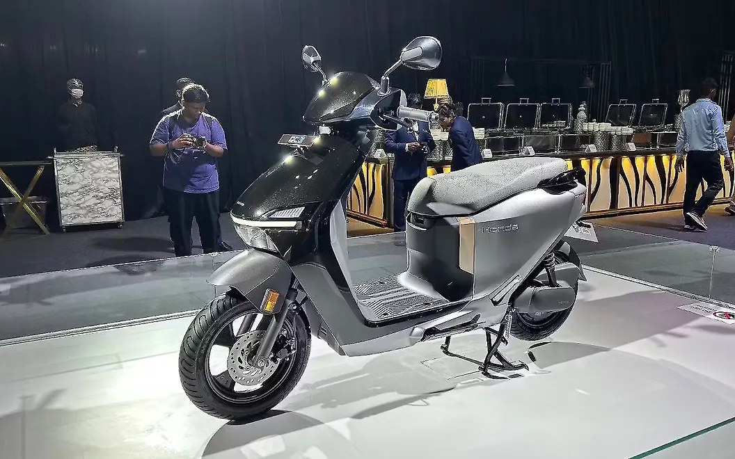 Honda QC3 Left Front Three Quarter