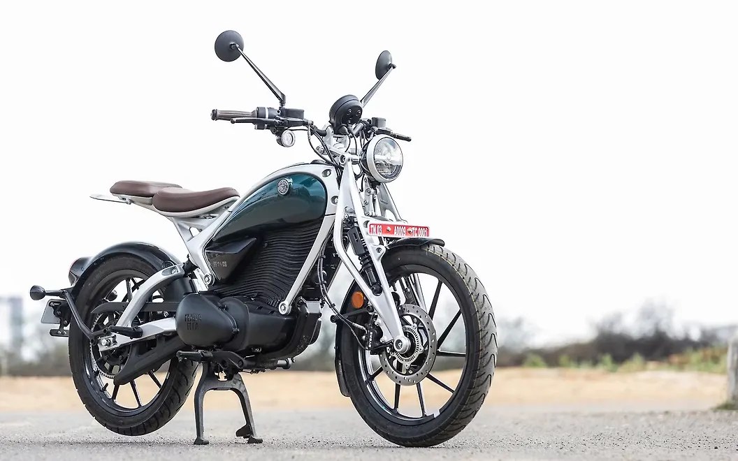 Royal Enfield Flying Flea C6 Right Front Three Quarter